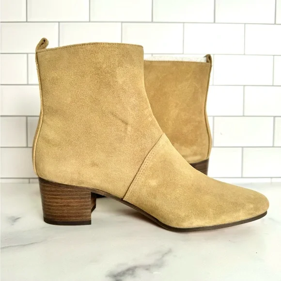 Banana Republic Lydia Bootie - Picture 3 of 9